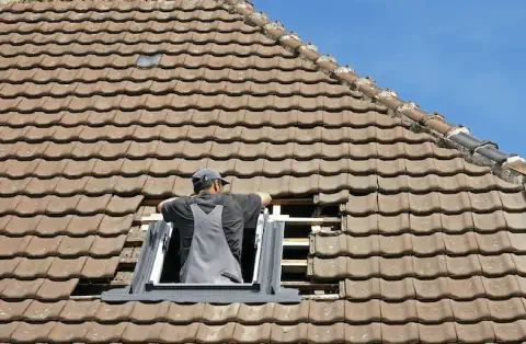 Pose de velux - La Roche Blanche